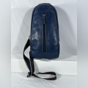 4051: Coach Blue Leather Sling Backpack Crossbody Pack F70811